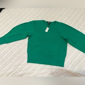 Green balloon sleeve Express holiday sweater! New with tags!